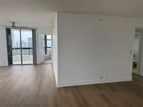 3530 Mystic Pointe Drive Aventura FL 33180