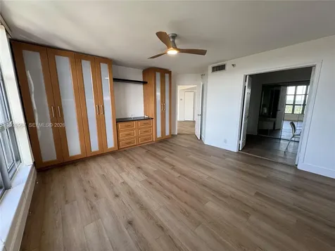 3530 Mystic Pointe Drive Aventura FL 33180
