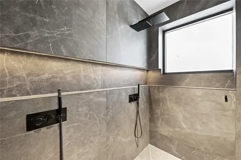 3294 NE 211th Terrace Aventura FL 33180
