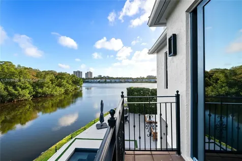3294 NE 211th Terrace Aventura FL 33180