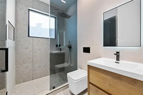 3294 NE 211th Terrace Aventura FL 33180