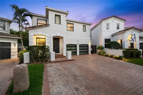 3294 NE 211th Terrace Aventura FL 33180