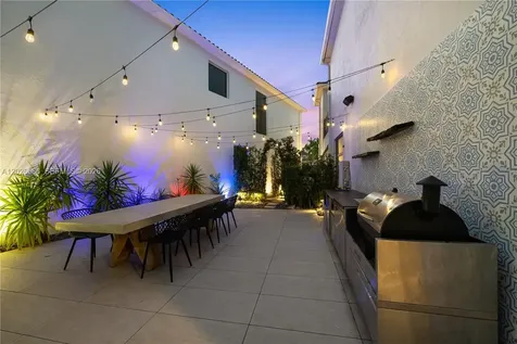 3294 NE 211th Terrace Aventura FL 33180