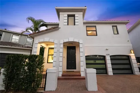 3294 NE 211th Terrace Aventura FL 33180