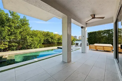 3294 NE 211th Terrace Aventura FL 33180