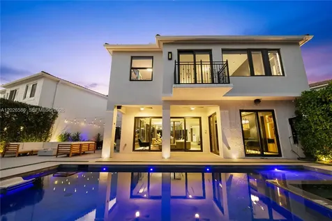 3294 NE 211th Terrace Aventura FL 33180