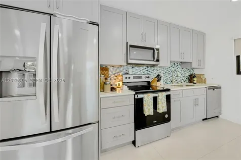 9265 Martinique Drive Cutler Bay FL 33189