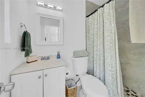 9265 Martinique Drive Cutler Bay FL 33189
