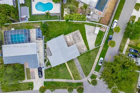 9265 Martinique Drive Cutler Bay FL 33189