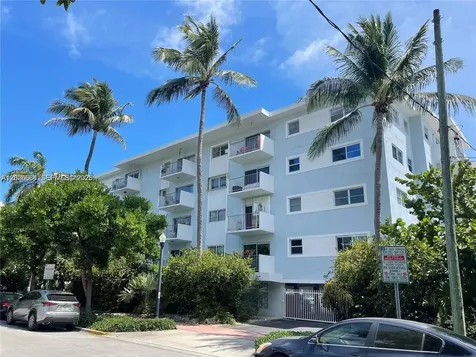 221 Meridian Avenue Miami Beach FL 33139