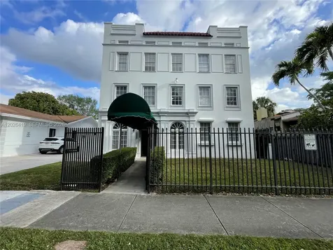 177 NE 50th Street Miami FL 33137