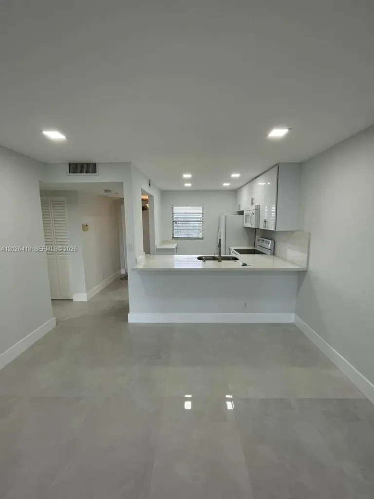 9460 Tangerine Place Davie FL 33324