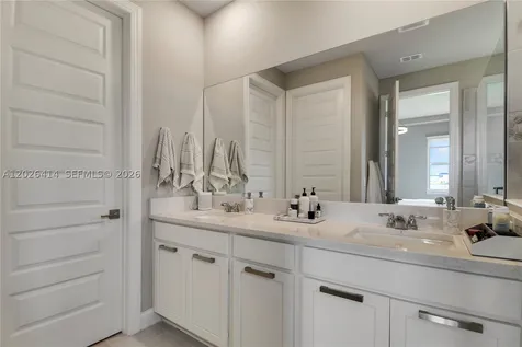 6489 NW Cloverdale Avenue Port St. Lucie FL 34987