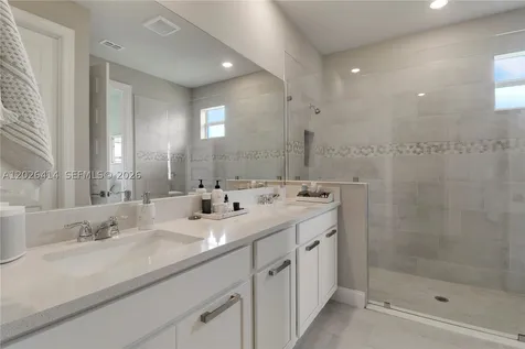 6489 NW Cloverdale Avenue Port St. Lucie FL 34987