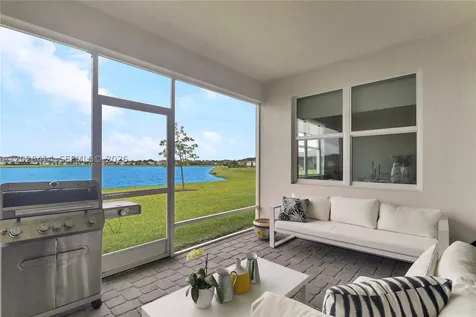 6489 NW Cloverdale Avenue Port St. Lucie FL 34987