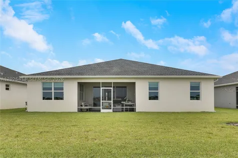 6489 NW Cloverdale Avenue Port St. Lucie FL 34987