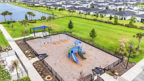 6489 NW Cloverdale Avenue Port St. Lucie FL 34987