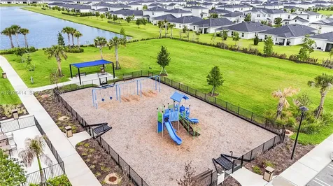 6489 NW Cloverdale Avenue Port St. Lucie FL 34987