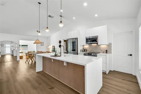 3260 SW 2nd Court Deerfield Beach FL 33442