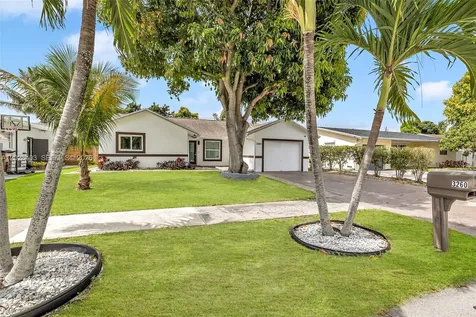 3260 SW 2nd Court Deerfield Beach FL 33442