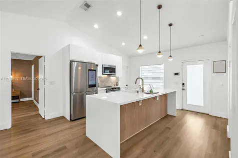 3260 SW 2nd Court Deerfield Beach FL 33442
