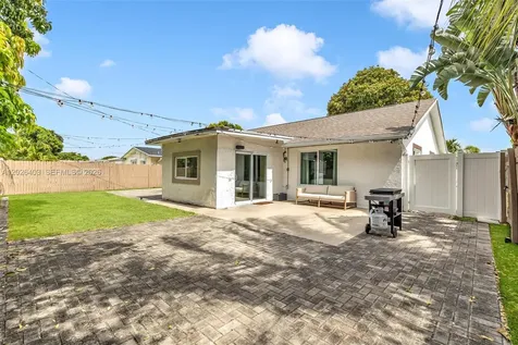 3260 SW 2nd Court Deerfield Beach FL 33442