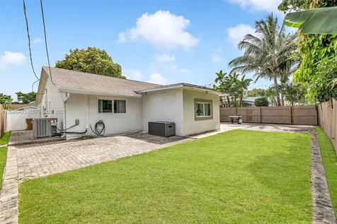 3260 SW 2nd Court Deerfield Beach FL 33442
