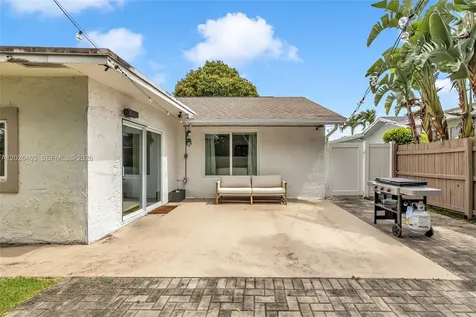 3260 SW 2nd Court Deerfield Beach FL 33442