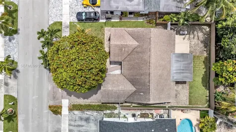 3260 SW 2nd Court Deerfield Beach FL 33442
