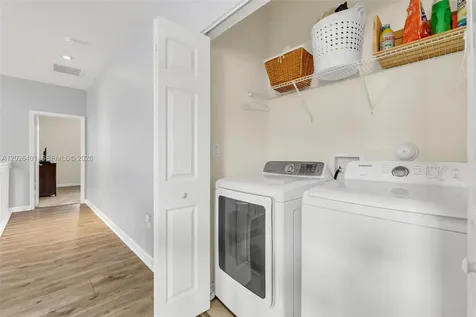 581 SE 34th Terrace Homestead FL 33033