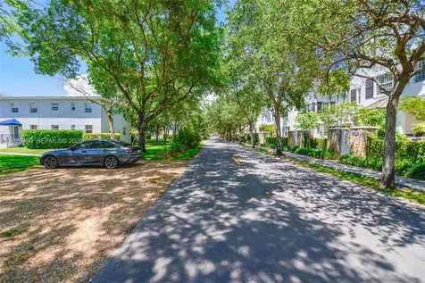 7720 SW 54th Court Miami FL 33143