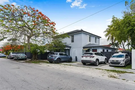2275 NW 30th Street Miami FL 33142