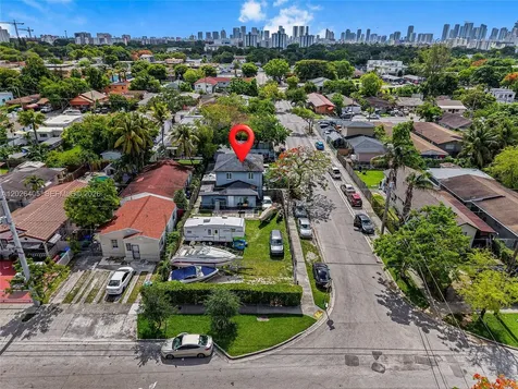 2275 NW 30th Street Miami FL 33142