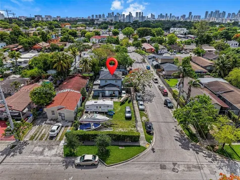 2275 NW 30th Street Miami FL 33142