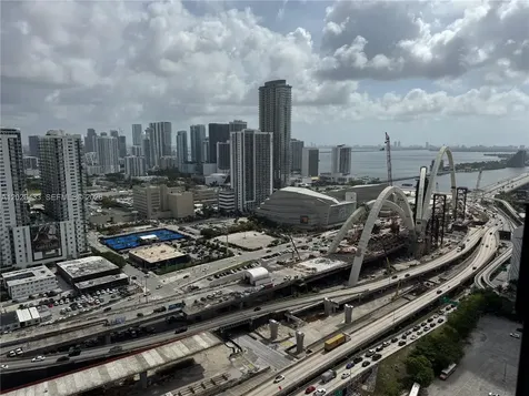 20 NE 11th Street Miami FL 33132