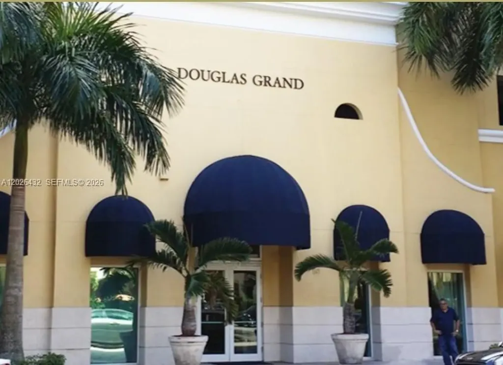 50 Menores Avenue Coral Gables FL 33134