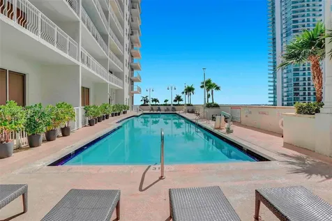 1200 Brickell Bay Drive Miami FL 33131