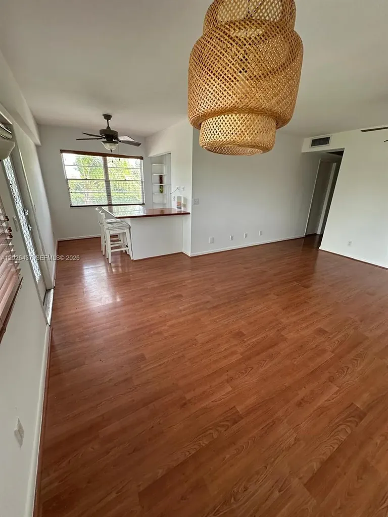 449 Fanshaw K Boca Raton FL 33434