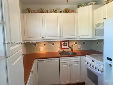 449 Fanshaw K Boca Raton FL 33434
