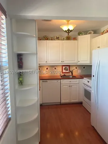 449 Fanshaw K Boca Raton FL 33434