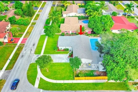 6812 Rio Pinar North Lauderdale FL 33068