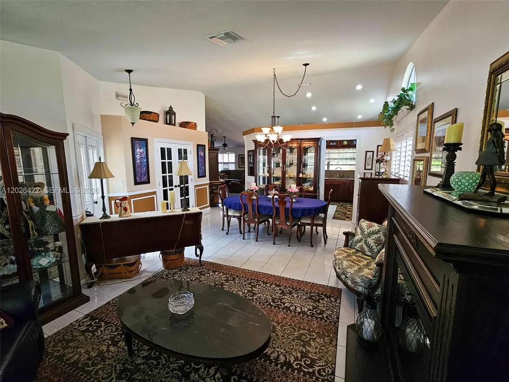 2350 NW 95th Avenue Coral Springs FL 33065