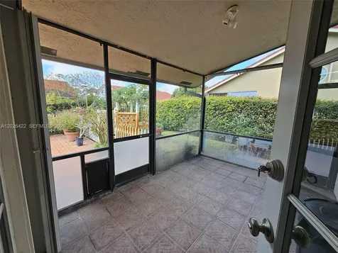 2350 NW 95th Avenue Coral Springs FL 33065