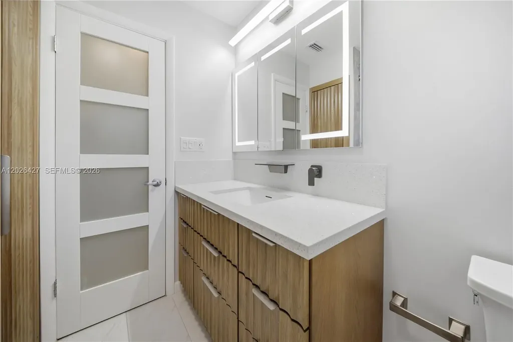 2202 N 42nd Avenue Hollywood FL 33021
