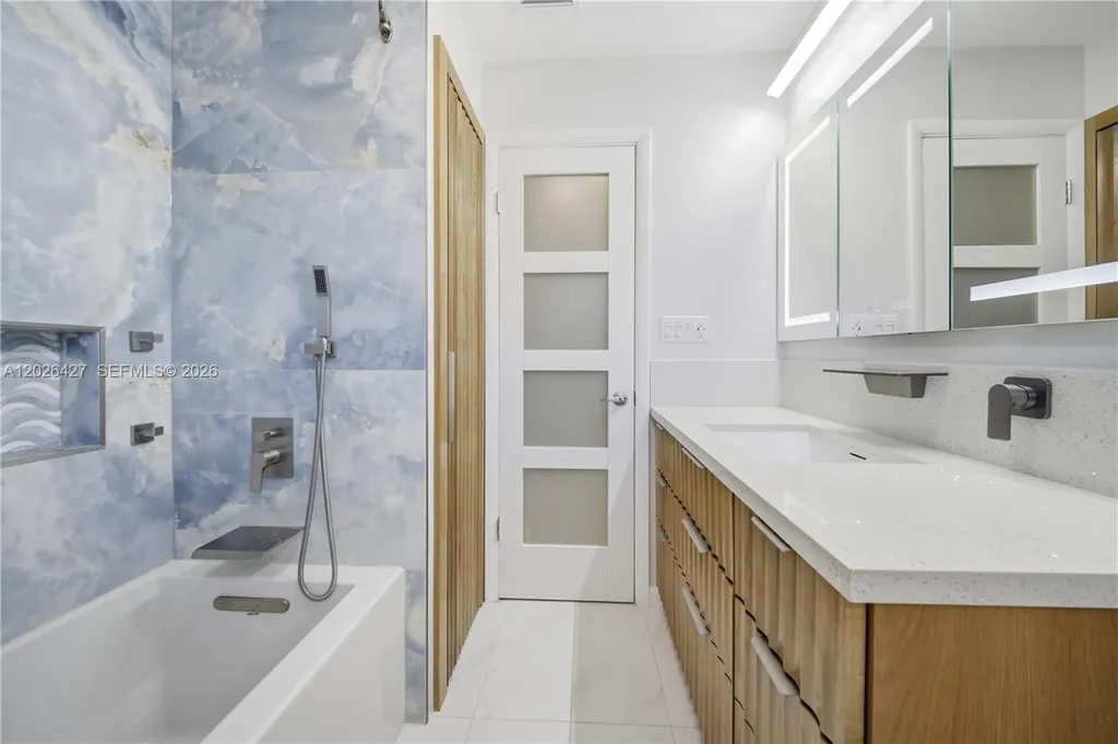 2202 N 42nd Avenue Hollywood FL 33021