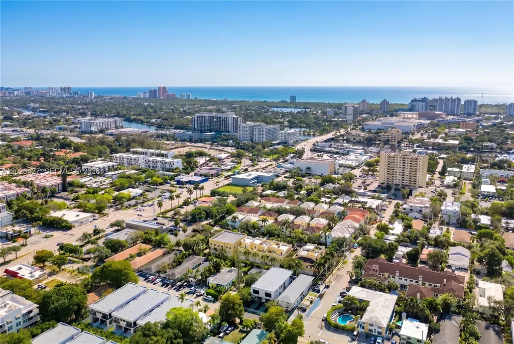 2202 N 42nd Avenue Hollywood FL 33021