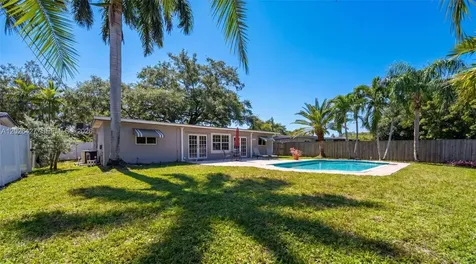 2202 N 42nd Avenue Hollywood FL 33021