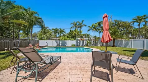 2202 N 42nd Avenue Hollywood FL 33021
