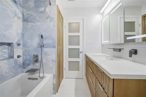 2202 N 42nd Avenue Hollywood FL 33021