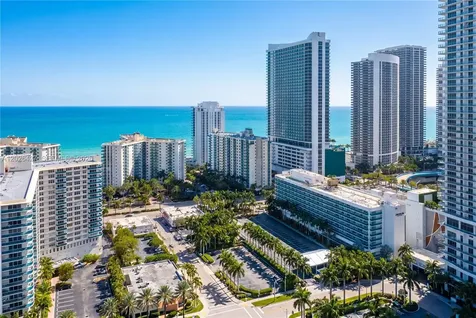 2202 N 42nd Avenue Hollywood FL 33021